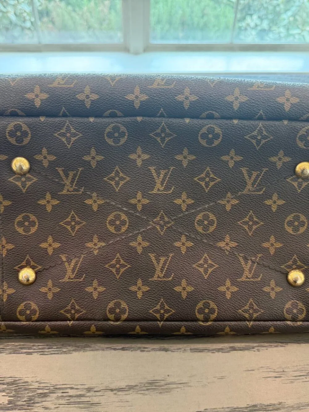 Louis Vuitton Artsy MM - Picture 4 of 6